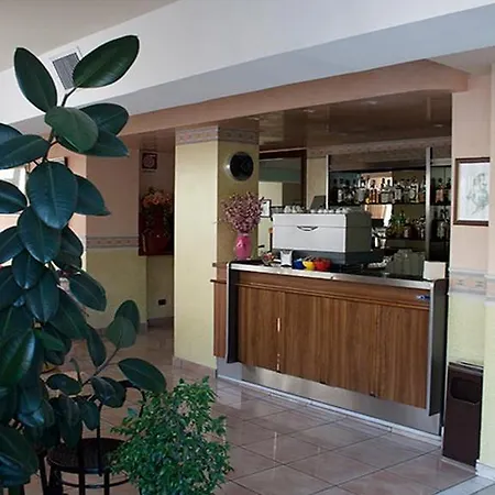 Hotel Monica